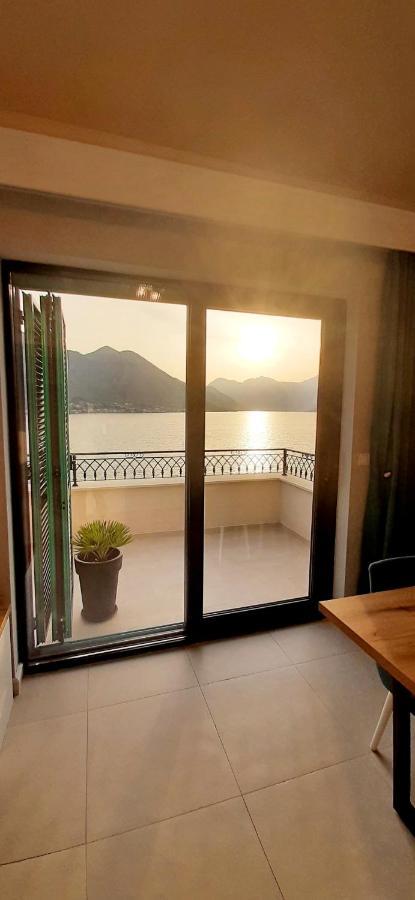 Apartments Boka Blue Dobrota Kotor Luaran gambar