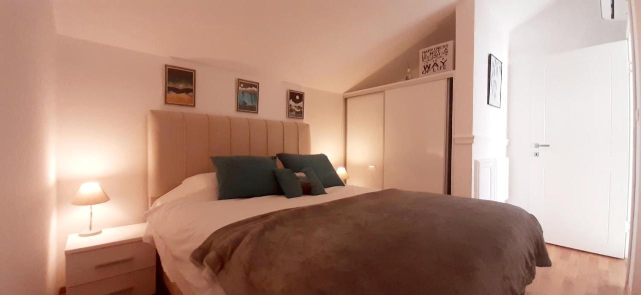 Apartments Boka Blue Dobrota Kotor Luaran gambar