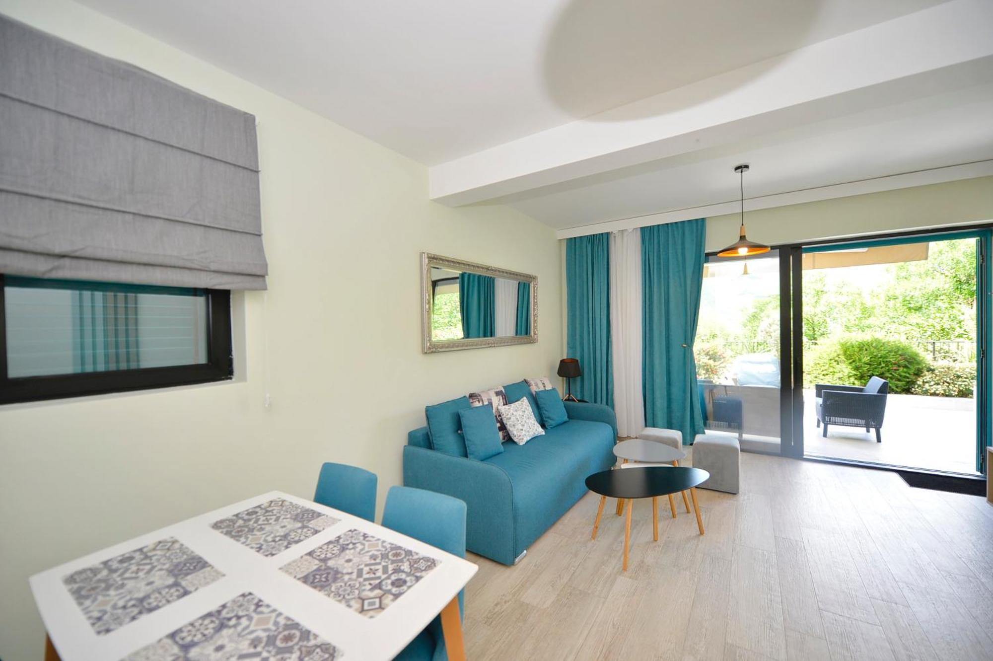 Apartments Boka Blue Dobrota Kotor Luaran gambar