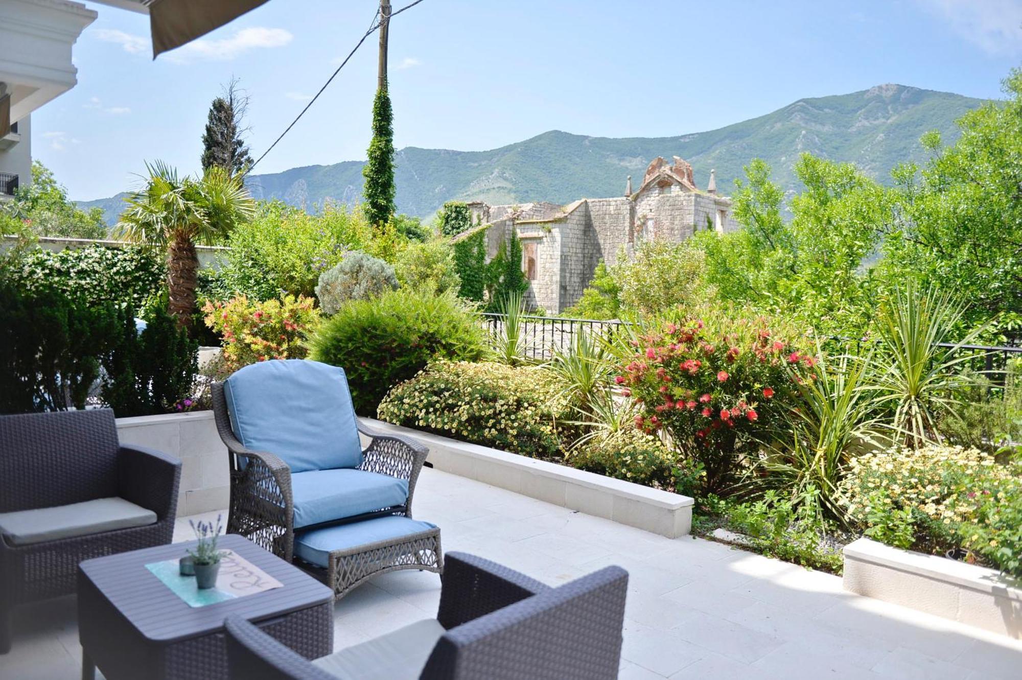 Apartments Boka Blue Dobrota Kotor Luaran gambar