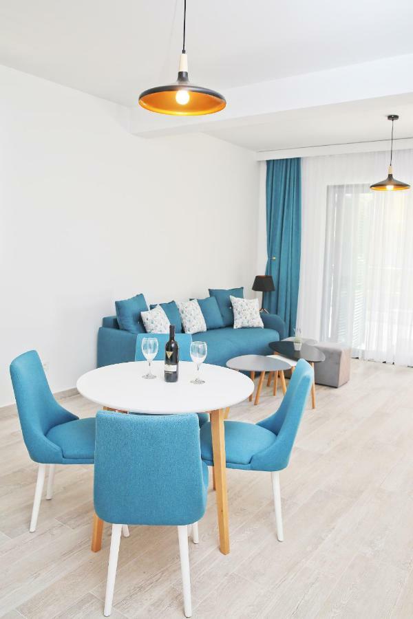 Apartments Boka Blue Dobrota Kotor Luaran gambar