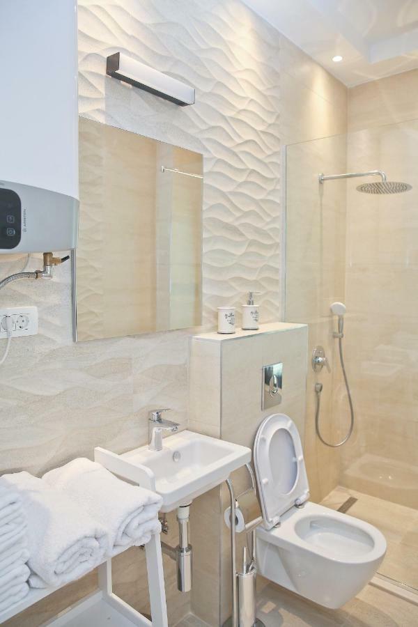 Apartments Boka Blue Dobrota Kotor Luaran gambar