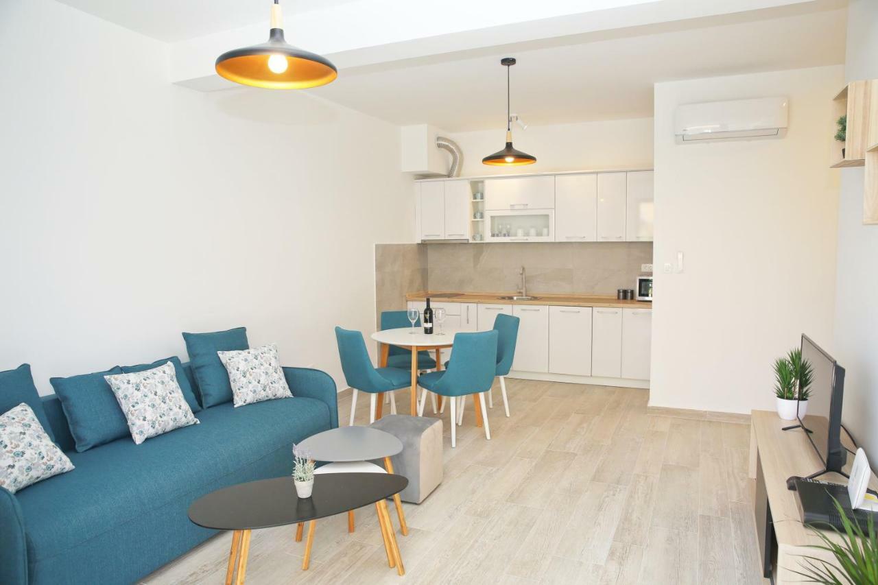 Apartments Boka Blue Dobrota Kotor Luaran gambar