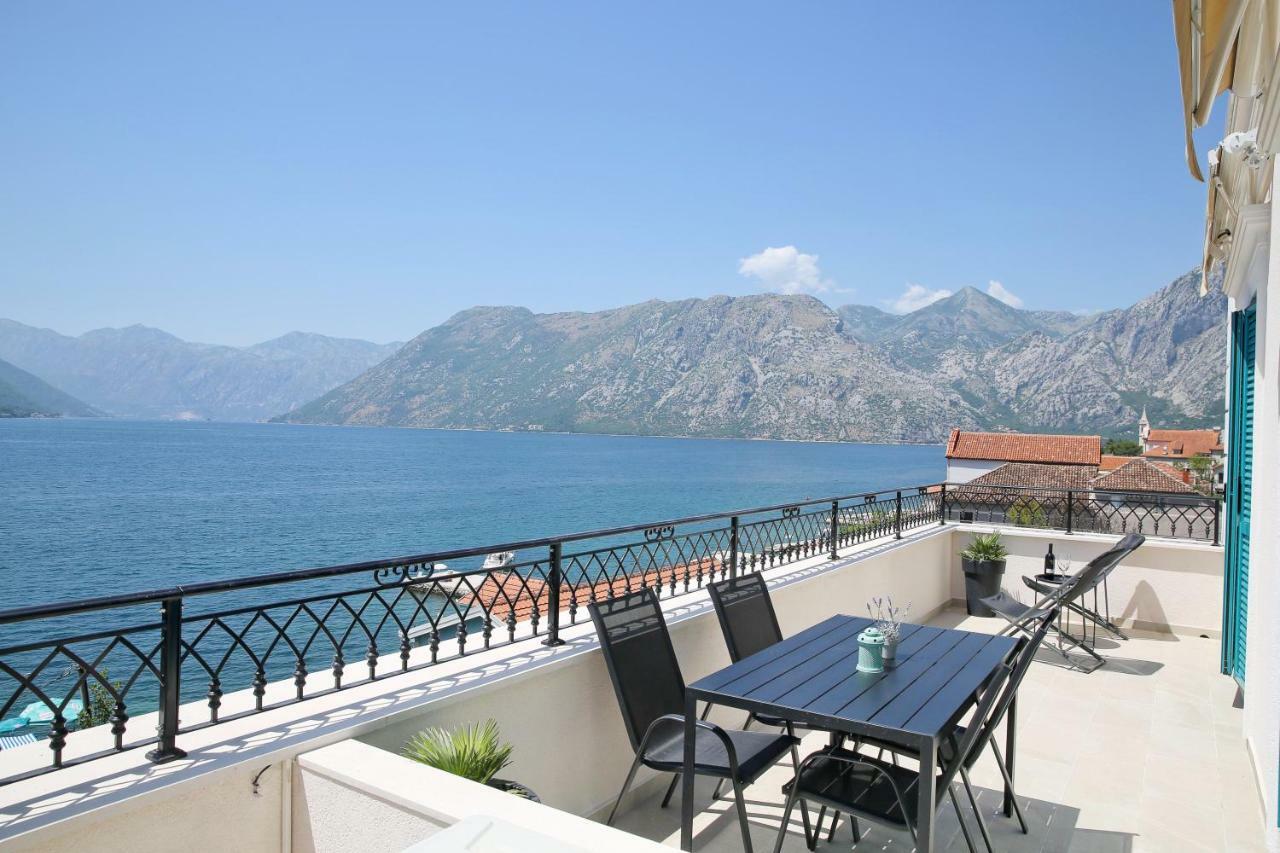 Apartments Boka Blue Dobrota Kotor Luaran gambar