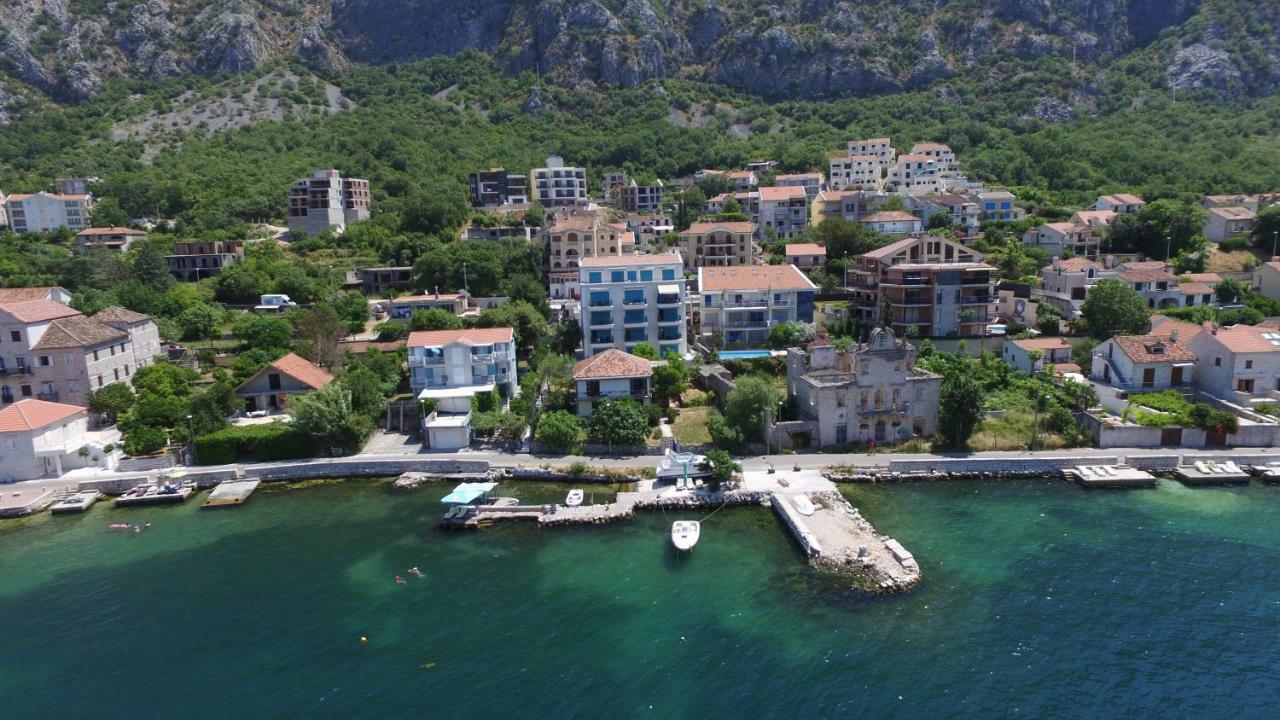 Apartments Boka Blue Dobrota Kotor Luaran gambar