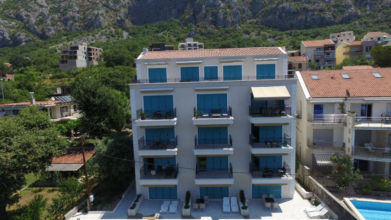 Apartments Boka Blue Dobrota Kotor Luaran gambar